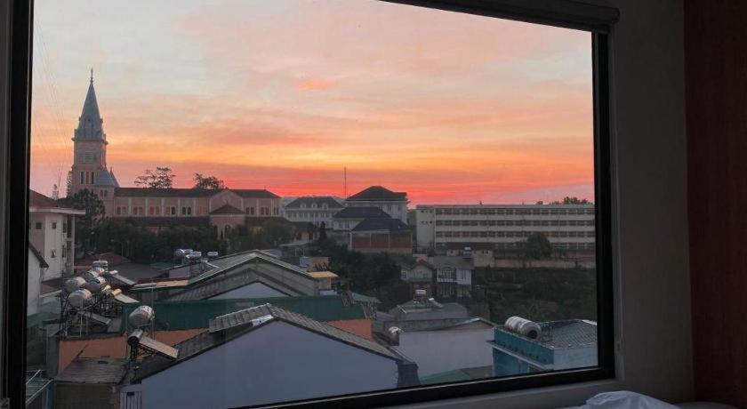 Yukkuri Boutique Hotel Dalat Bagian luar foto